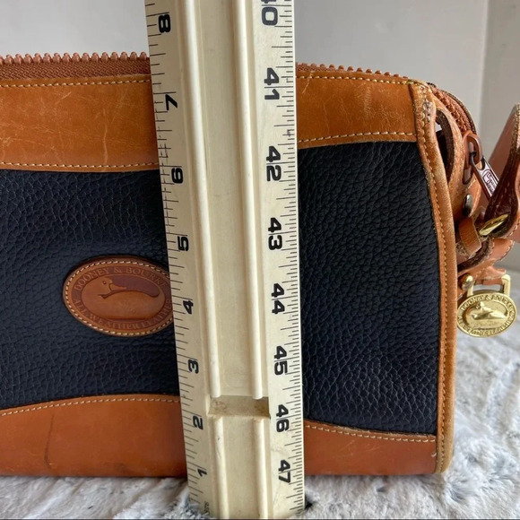 Vintage Dooney & Bourke All-Weather Leather Shoulder Bag Made in USA - Picture 16 of 16